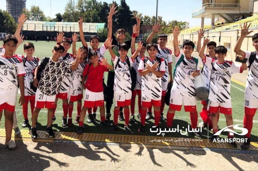 تصویر مدرسه فوتبال عقاب اکباتان کارا تهران