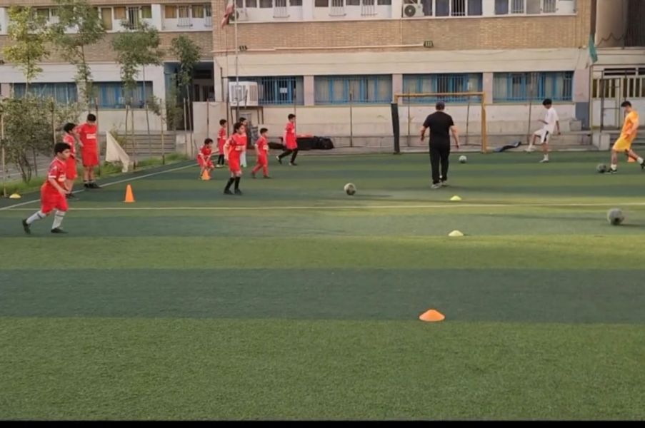 تصویر آکادمی فوتبال و آمادگی جسمانی احمد خوشاب تهران