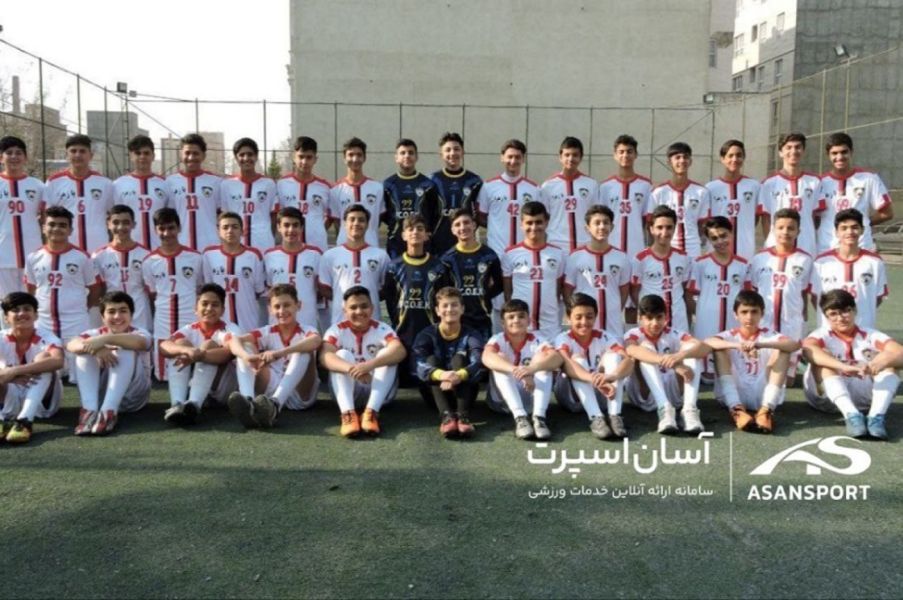 تصویر مدرسه فوتبال عقاب اکباتان کارا تهران