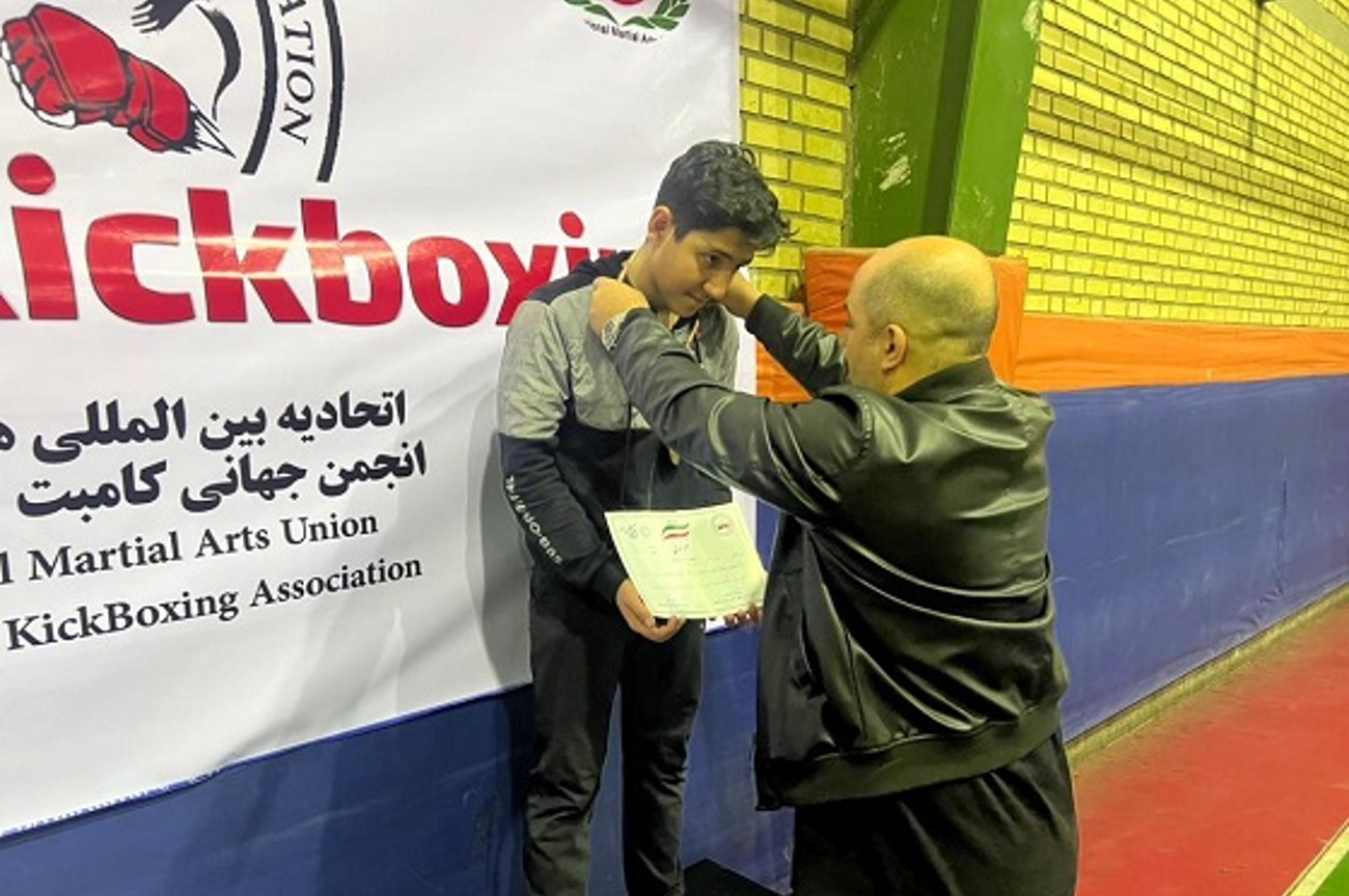 تصویر کلاس کیک بوکسینگ تورج عنصری تهران