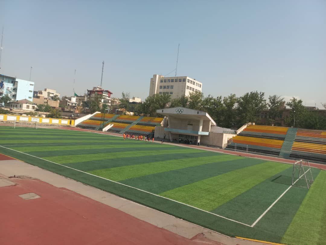 تصویر زمین چمن مصنوعی حیدرنیا تهران