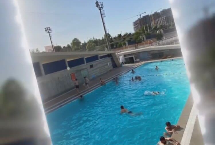 تصویر زمين فوتبال چمن مصنوعي سهیل اكباتان تهران