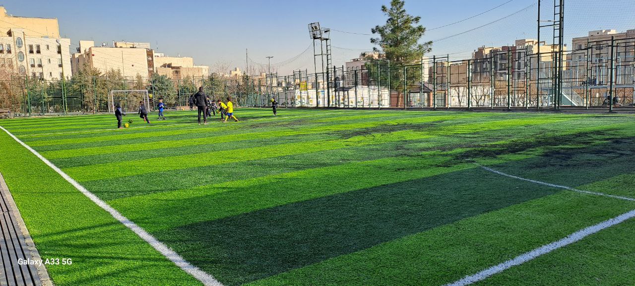 تصویر زمین چمن مصنوعی مرزداران تهران