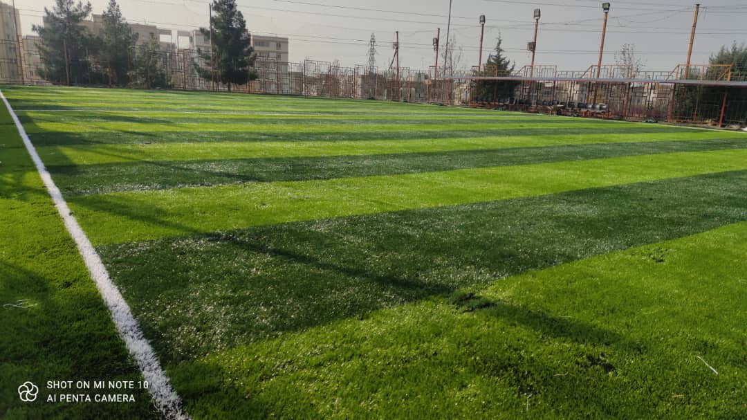 تصویر زمین چمن مصنوعی آبشار (امید دژبان) تهران