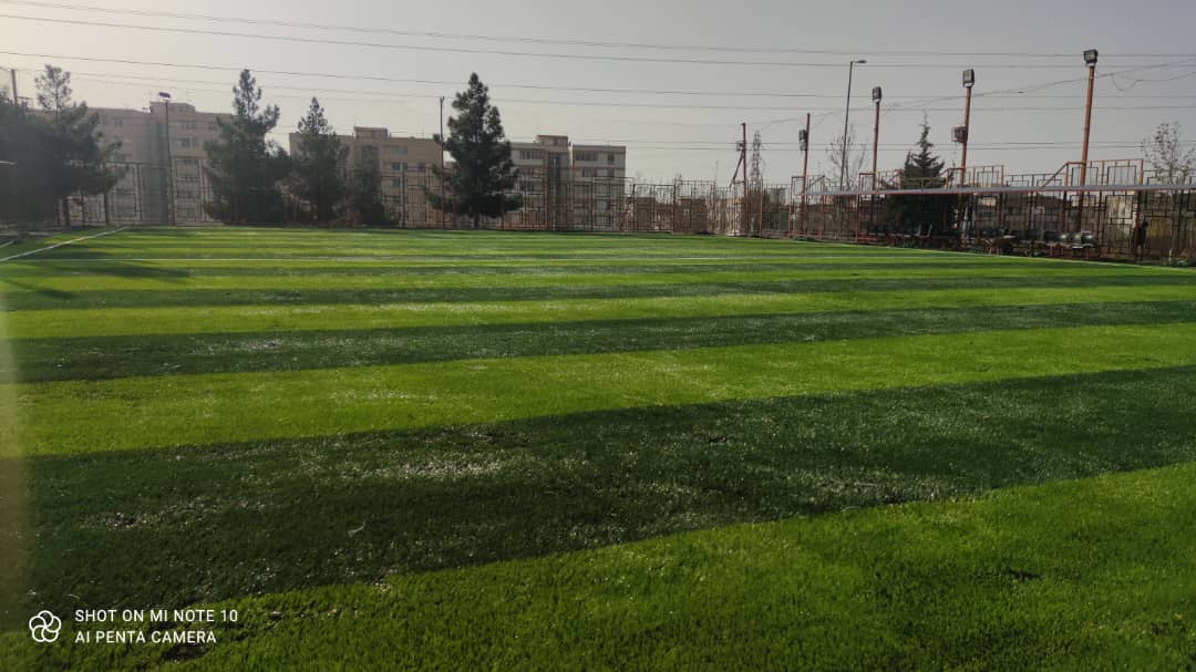 تصویر زمین چمن مصنوعی آبشار (امید دژبان) تهران
