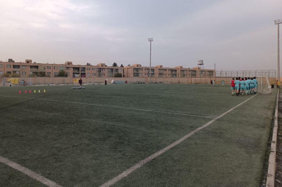 تصویر چمن مصنوعی آپرین تهران