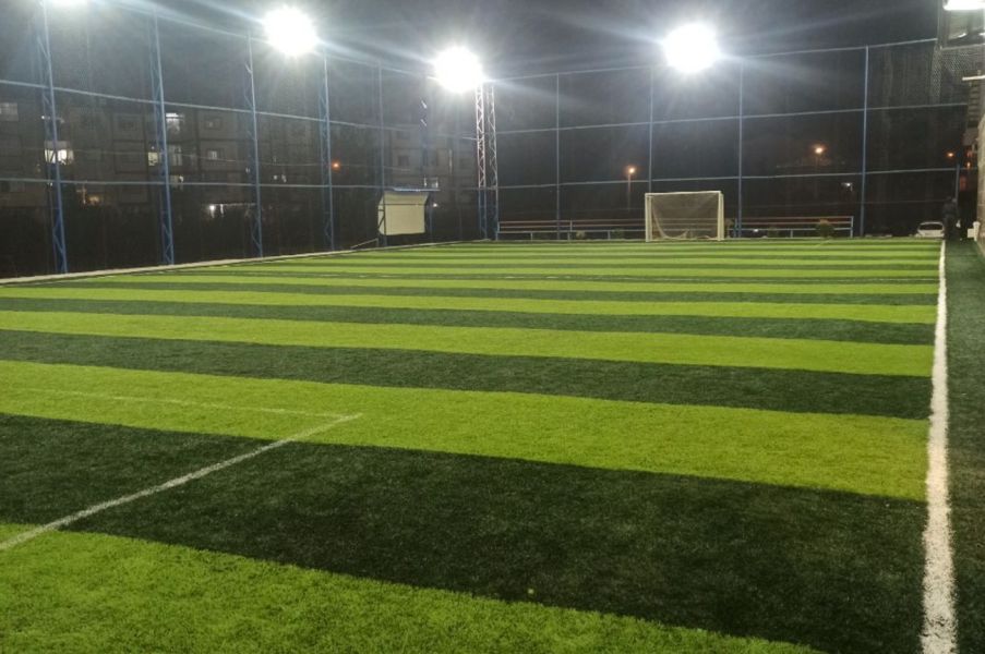 تصویر زمین چمن مصنوعی آب پیکر لاهیجان