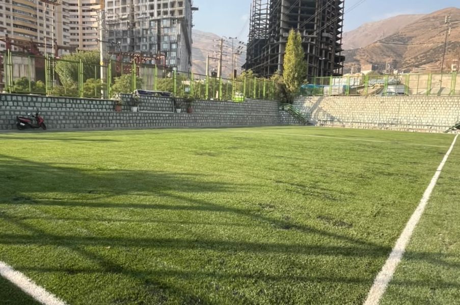 تصویر زمین چمن مصنوعی شهید سلحشور تهران