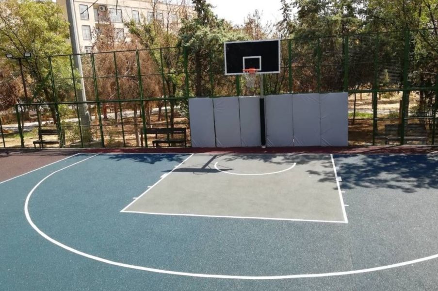 تصویر زمین روباز بسکتبال اتحاد غرب تهران