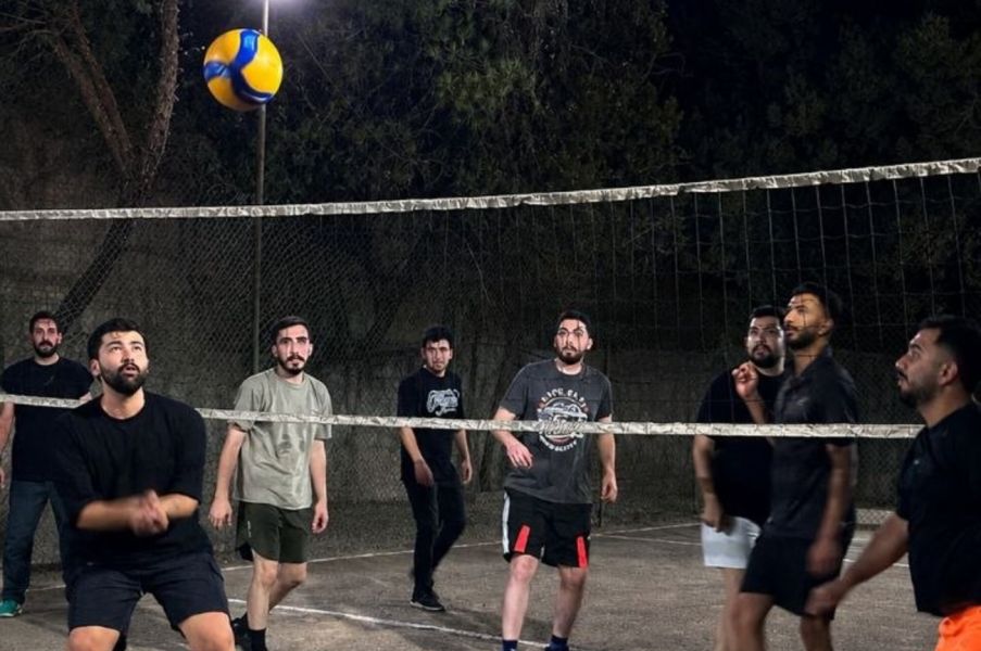تصویر زمین روباز والیبال و بسکتبال شهرک غزالی تهران