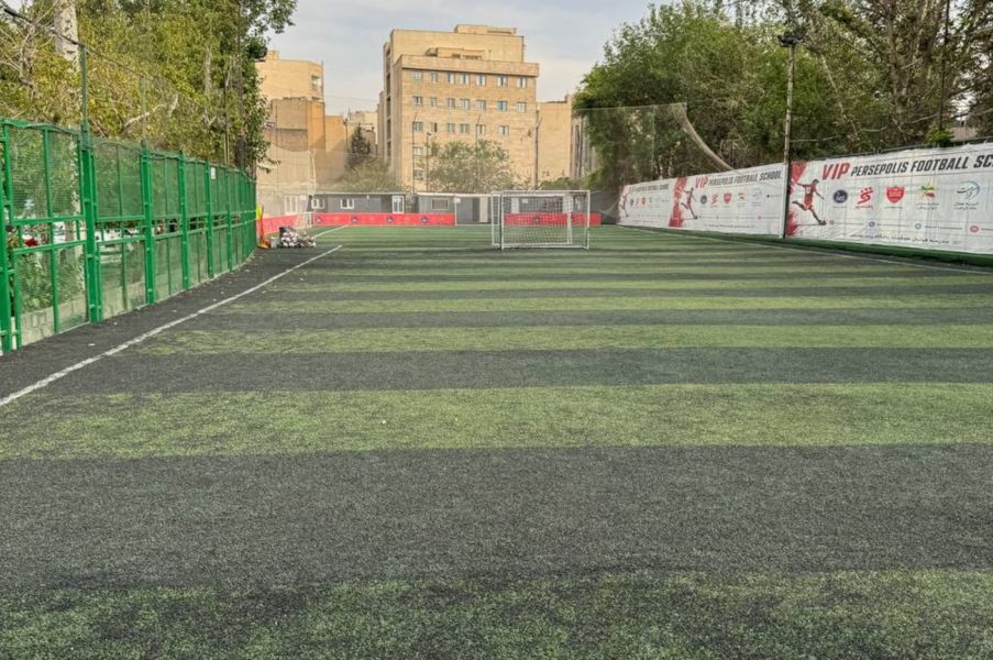 تصویر چمن مصنوعی فیض تهران