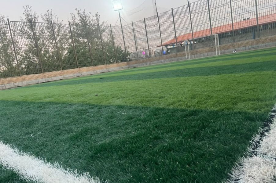تصویر زمین چمن مصنوعی شاهد تهران