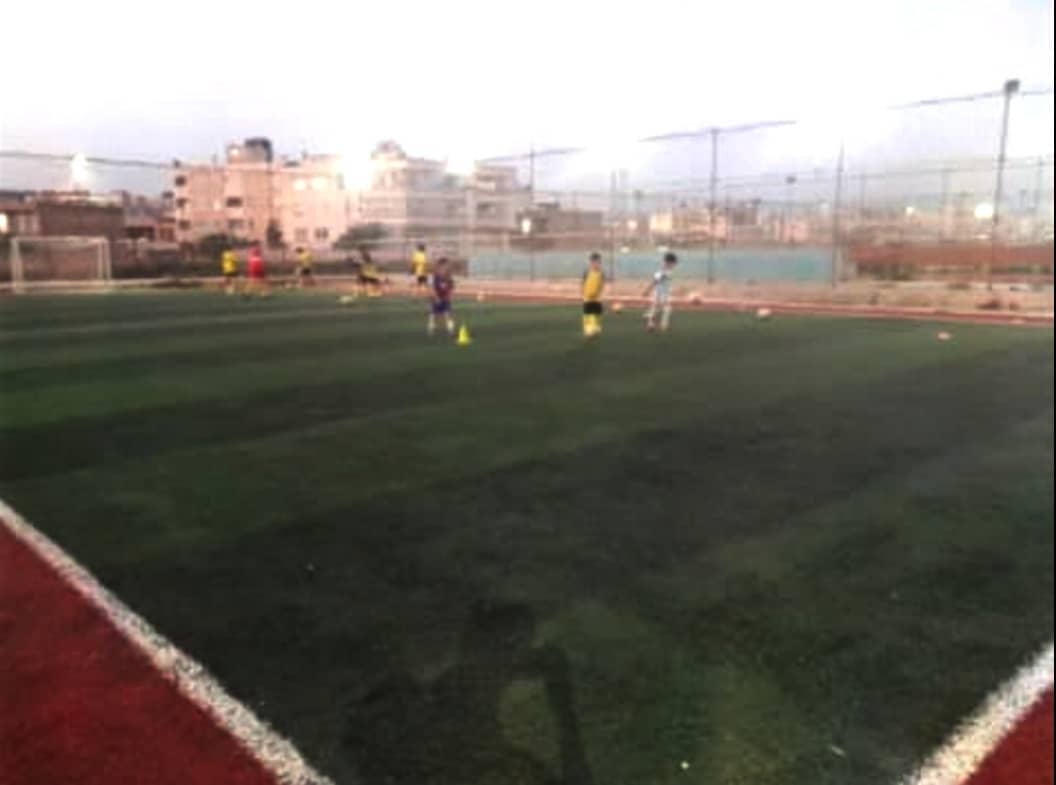 تصویر زمین چمن مصنوعی پرهام شیراز