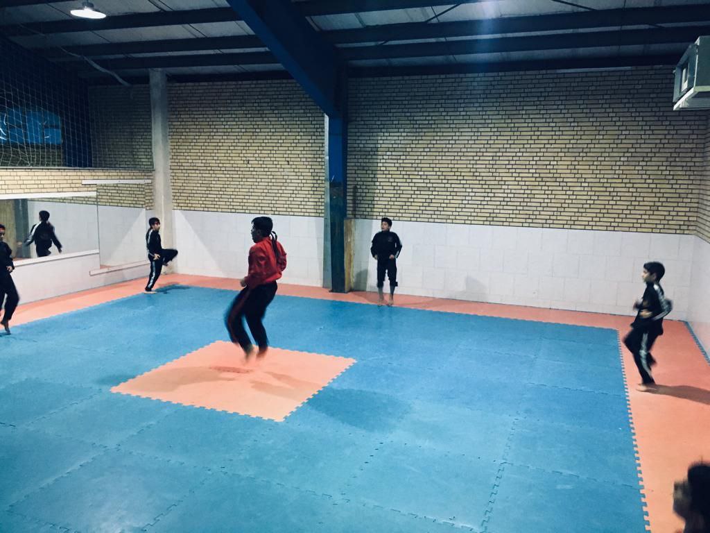 تصویر سالن آمادگی جسمانی و رزمی ولایت شیراز