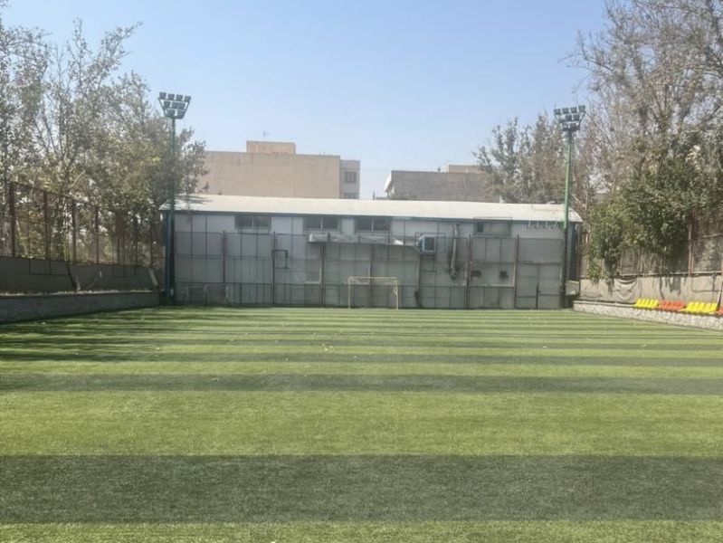 تصویر چمن مصنوعی بلوار فردوس تهران