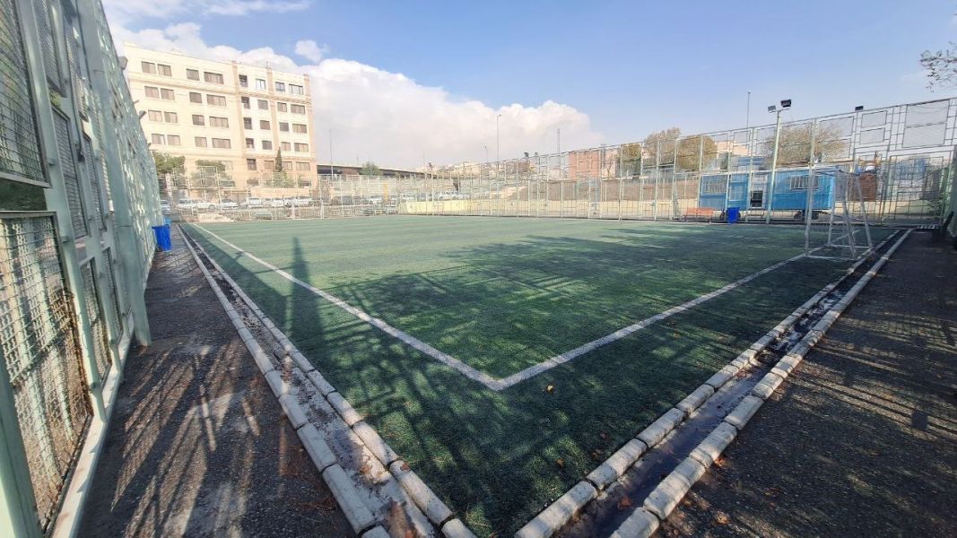 تصویر زمین چمن مصنوعی شهر زیبا تهران