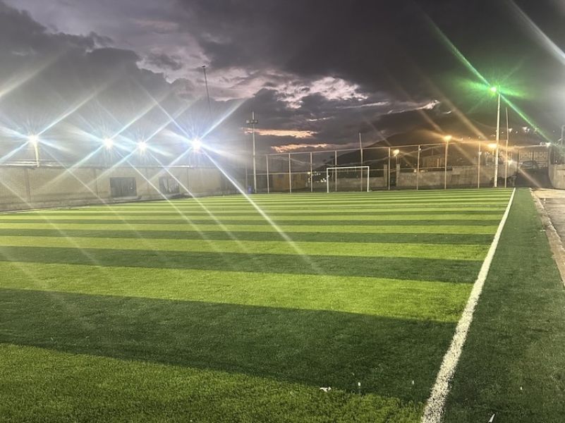 تصویر چمن مصنوعی شهدای حصارک تهران