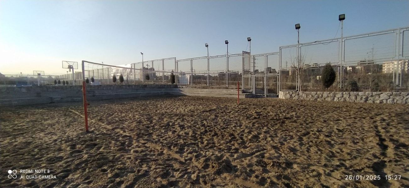 تصویر زمین والیبال ساحلی چهل بازه مشهد