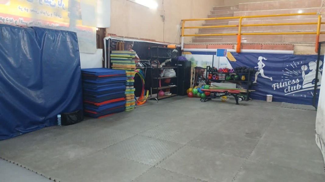 تصویر سالن رزمی و کشتی شهدای 15 خرداد تهران