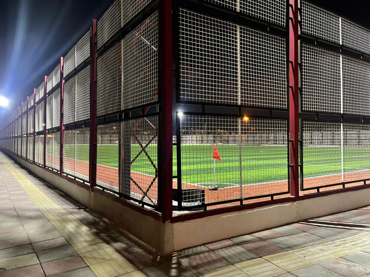 تصویر ---