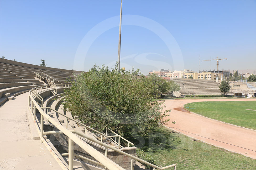 تصویر زمین چمن طبیعی شماره 1 تهران