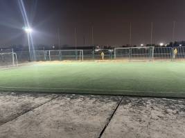 تصویر چمن مصنوعی شهید حسن شاطری تهران