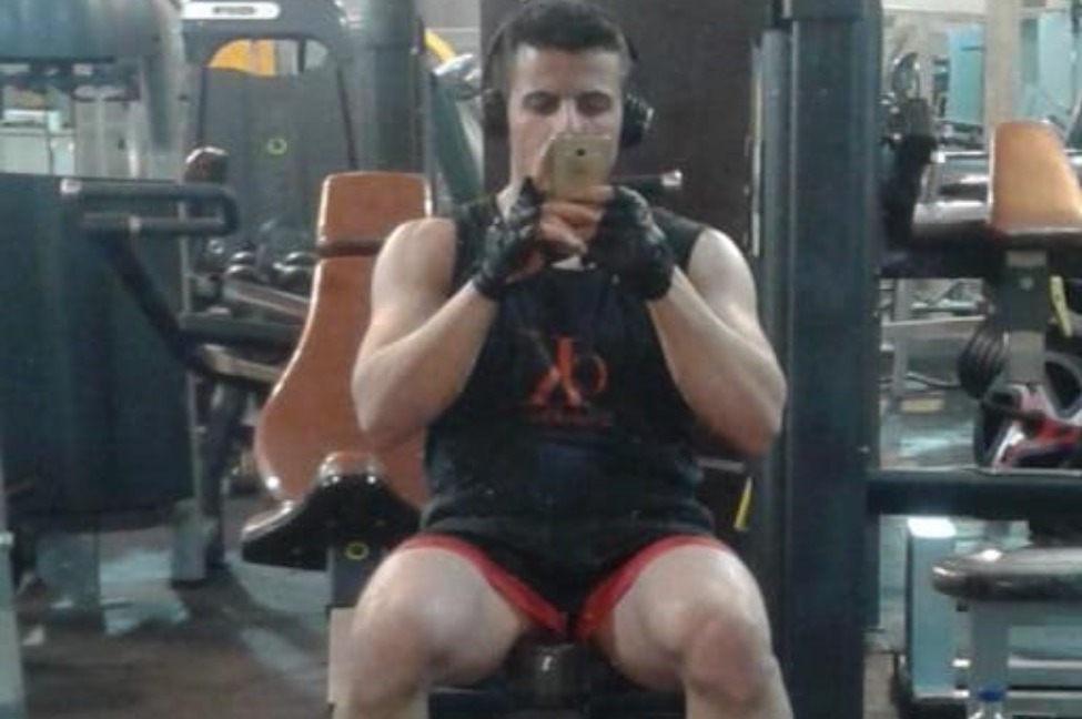 آرش عزیزی نیکو