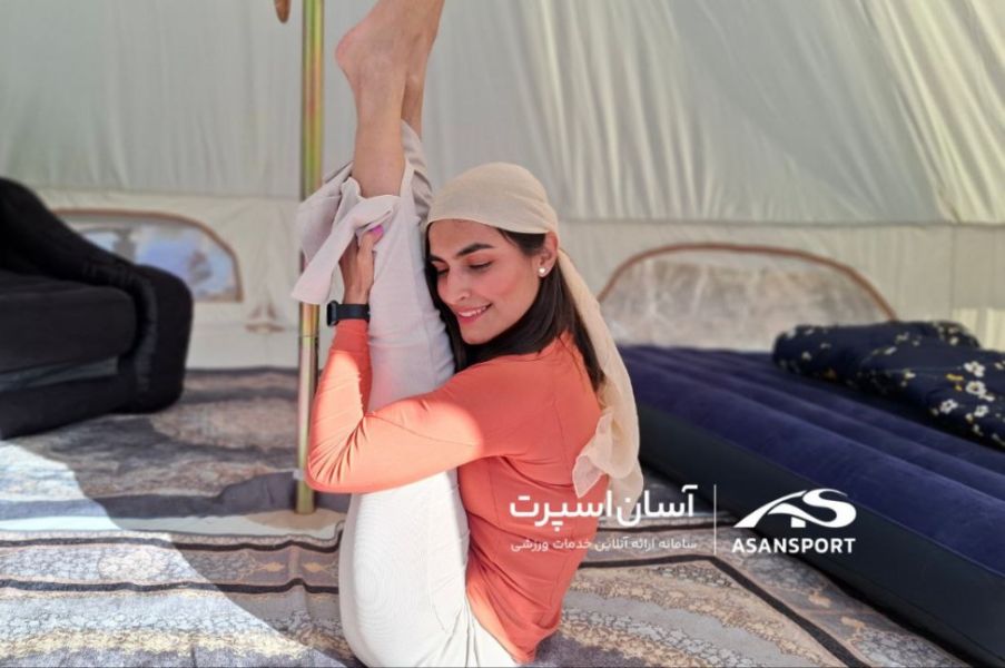 زهرا عاشوری