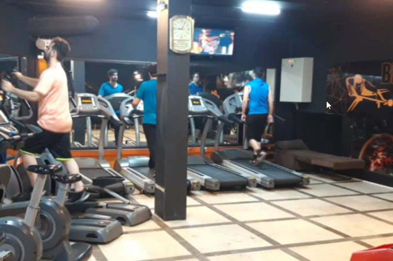 باشگاه بدنسازی پارس تاکان