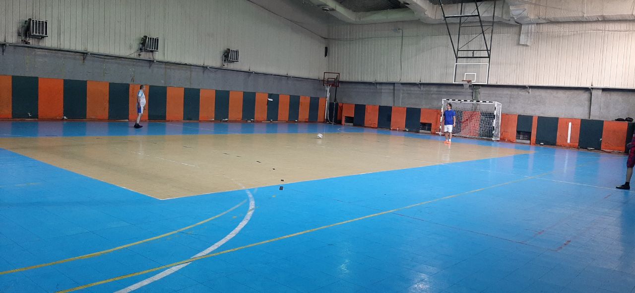 سالن ورزشی تلاش1