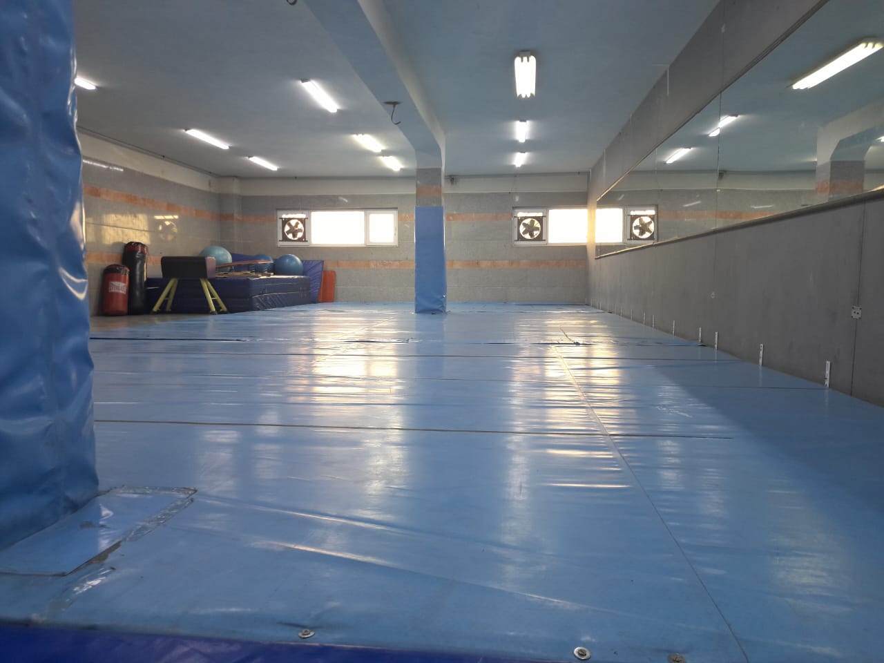 salon jimnastic sama tehran