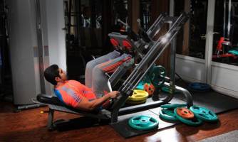 تصویر زمین ورزشی